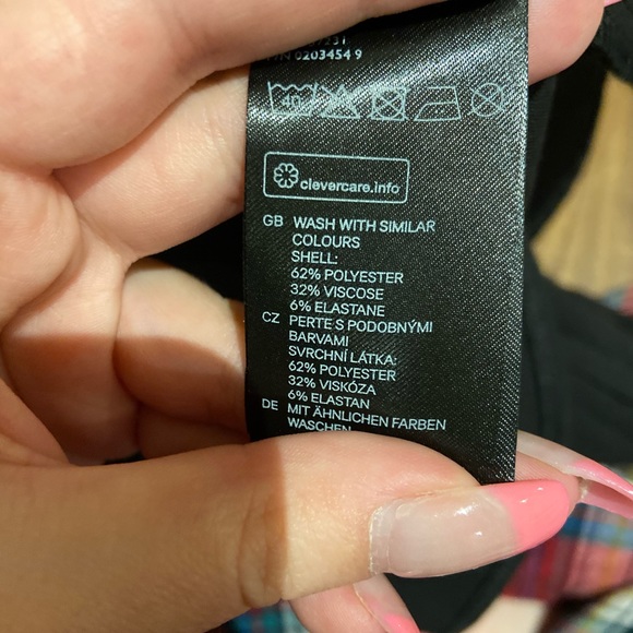 Divided H&M Mini Skirt - Picture 3 of 4